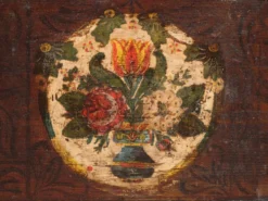 Coffre de mariage centro-européen en pin polychrome aux cartouches floraux – Tyrol, vers 1890