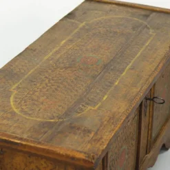 Coffre de mariée peint en art populaire ancien 1737