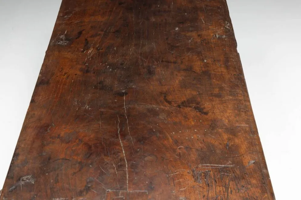 Coffre de rangement en bois ancien, France, fin du XVIIIe siècle