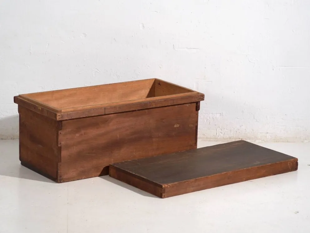Coffre de rangement japonais ancien en cèdre sugi - période Meiji–Taishō (c.1890–1920)