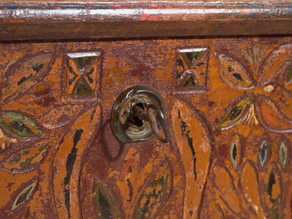 Coffre de trousseau centre-européen en pin polychromé – Europe centrale, 1889