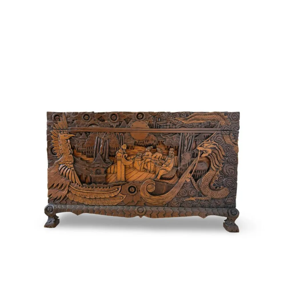 Coffre d'exportation chinois ancien sculpté – Décor de dragon, phénix et paysage