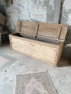 Coffre en bois