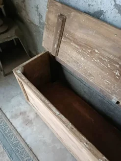 Coffre en bois