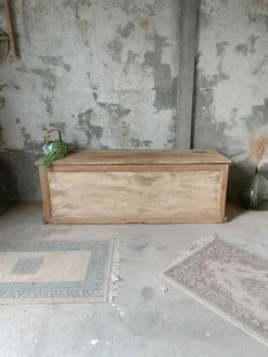 Coffre en bois