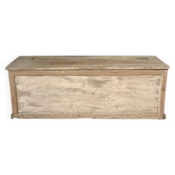 Coffre en bois