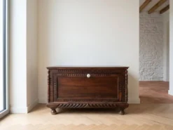 Coffre en bois