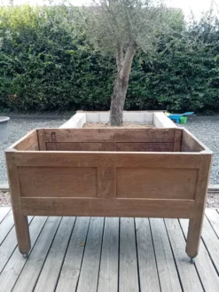Coffre en bois (Maie)
