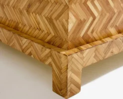 Coffre en marqueterie de bambou et laiton Galerie Maison & Jardin 1970