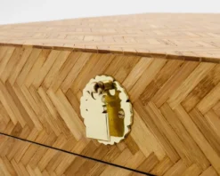 Coffre en marqueterie de bambou et laiton Galerie Maison & Jardin 1970