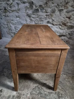 Coffre à farine français ancien en chêne – Table d'appoint de ferme du XIXe siècle