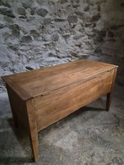 Coffre à farine français ancien en chêne – Table d'appoint de ferme du XIXe siècle