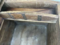 Coffre indien en bois exotique et fer forgé