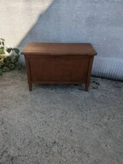 Coffre à jouets en bois