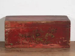 Coffre oriental ancien rouge grenat (vers 1900) #36