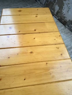 Coffre ou table basse perriand Les Arcs 1800