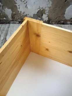 Coffre ou table basse perriand Les Arcs 1800
