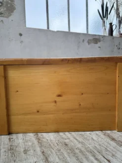 Coffre ou table basse perriand Les Arcs 1800