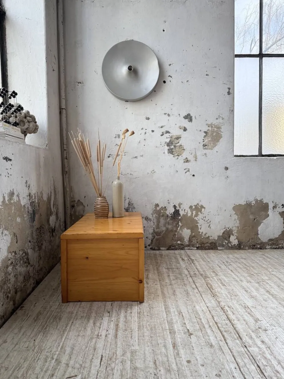 Coffre ou table basse perriand Les Arcs 1800