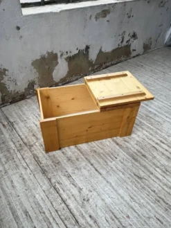 Coffre ou table basse perriand Les Arcs 1800