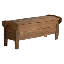 Coffre primitif ancien en bois – Transylvanie, vers 1850