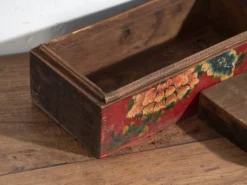 Coffret ancien rouge à motifs floraux (vers 1900) #34
