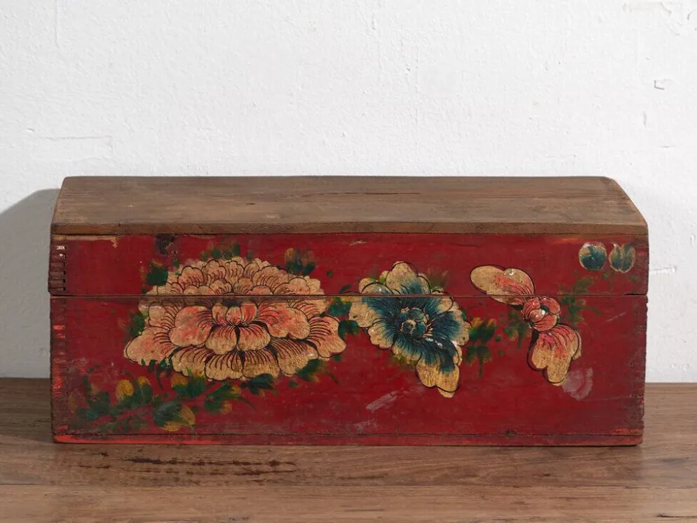 Coffret ancien rouge à motifs floraux (vers 1900) #34