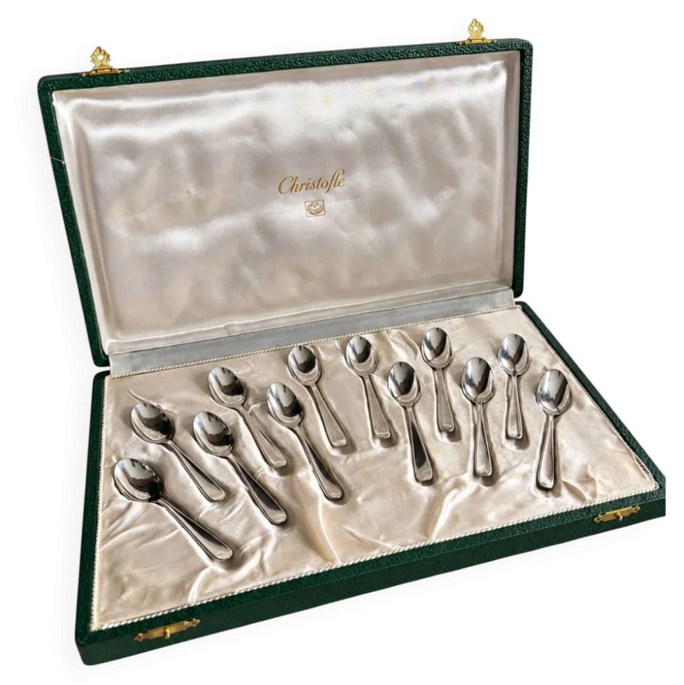 Coffret Christofle 12 cuillères à moka en métal argenté