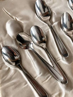 Coffret Christofle 12 cuillères à moka en métal argenté