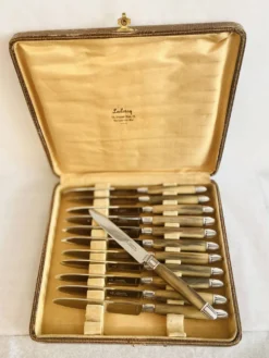 Coffret 12 couteaux de table art déco - Leclercq à Boulogne-sur-Mer