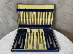 Coffret couteaux et fourchettes