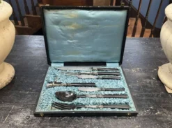 Coffret à découper et à servir 7 pièces du début XXème