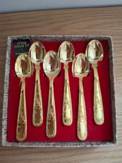 Coffret de 6 cuillères à café dorées à l’or fin