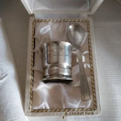 Coffret de naissance coquetier métal argenté