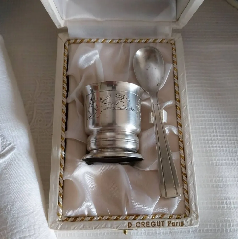 Coffret de naissance coquetier métal argenté