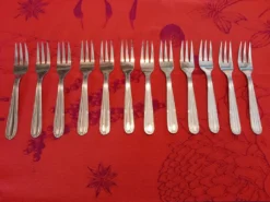 Coffret de 12 petites fourchettes (dessert) inox orfèvrerie Devouge Dupont