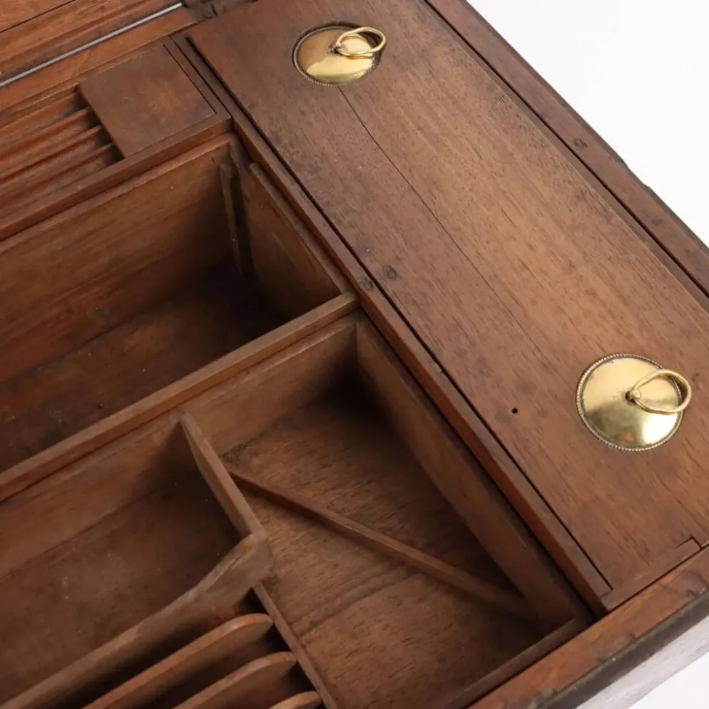 Coffret de voyage ancien en noyer, nécessaire d’écriture, Italie, XIXe siècle