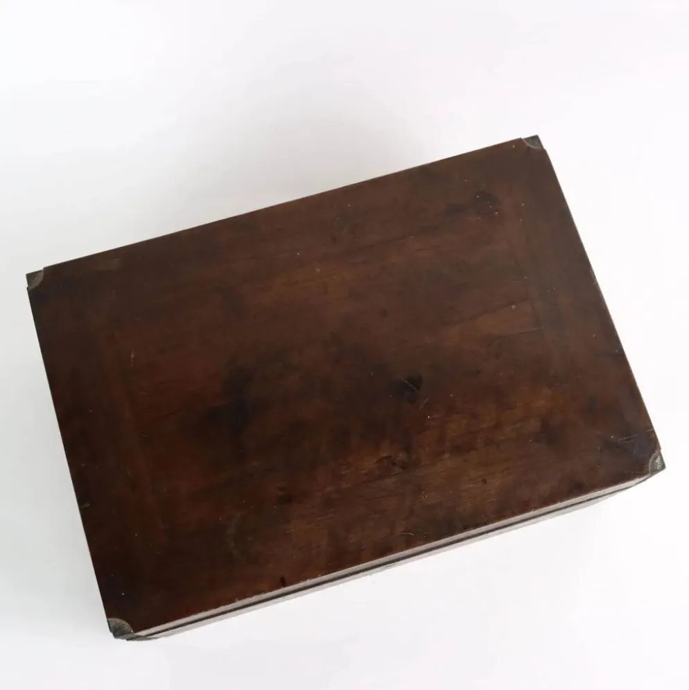 Coffret de voyage ancien en noyer, nécessaire d’écriture, Italie, XIXe siècle