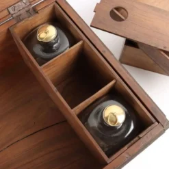 Coffret de voyage ancien en noyer, nécessaire d’écriture, Italie, XIXe siècle