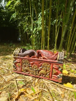 Coffret en bois sculpté balinais