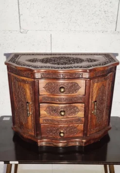 Coffret/meuble à bijoux en bois sculpté à la main style indien