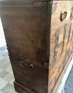 Coffre traditionnel de Corée
