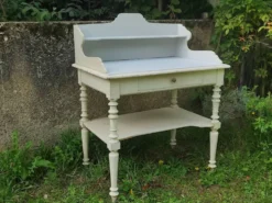 Coiffeuse ancienne