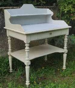 Coiffeuse ancienne