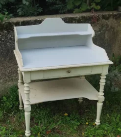 Coiffeuse ancienne