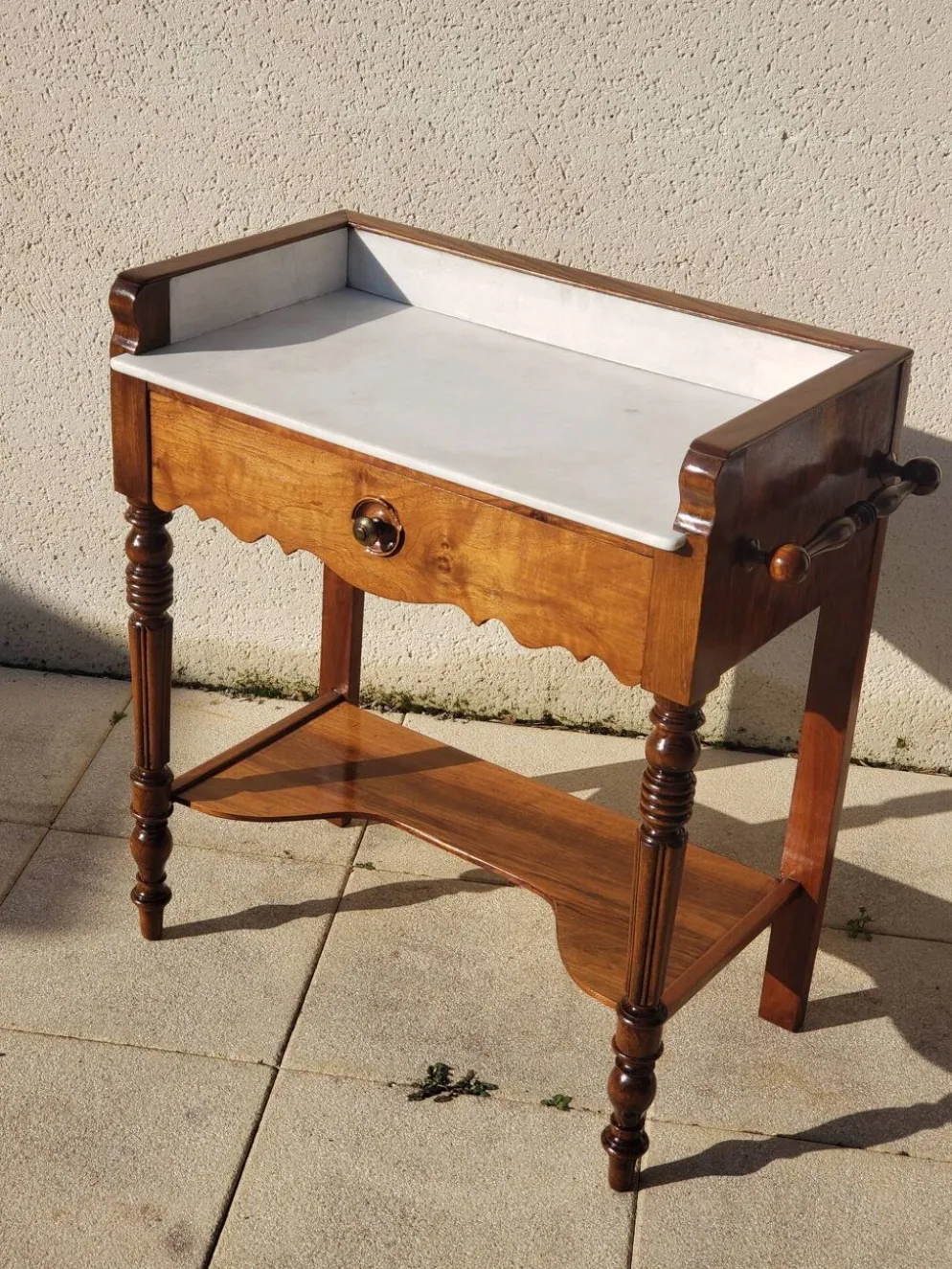 Coiffeuse ancienne console vintage en noyer style art déco Louis Philippe