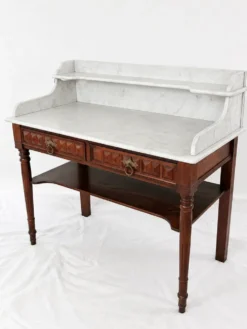 Coiffeuse ancienne style Louis XVI en bois et marbre blanc veiné