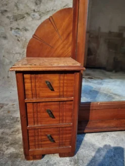 Coiffeuse art déco en acajou avec miroir biseauté inclinable, France, années 1920–1930