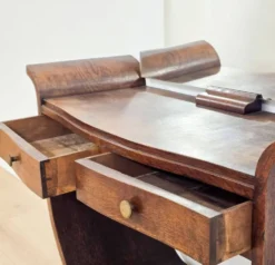 Coiffeuse Art Déco en bois massif des années 1930