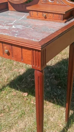 Coiffeuse Art déco en chêne, plateau en marbre et miroir pivotant